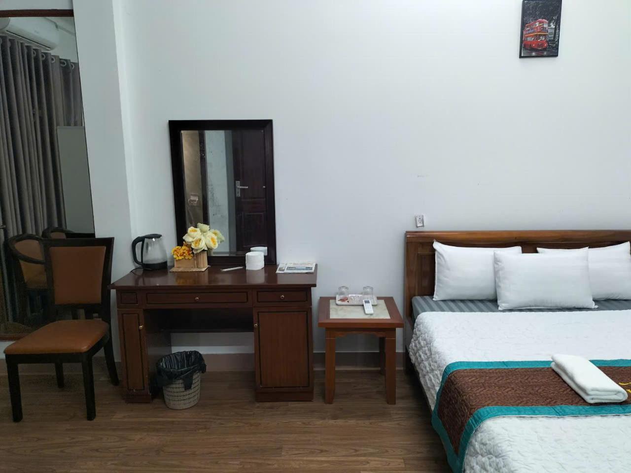 Huong Villa Hotel Hn - By Bay Luxury — Photos 2